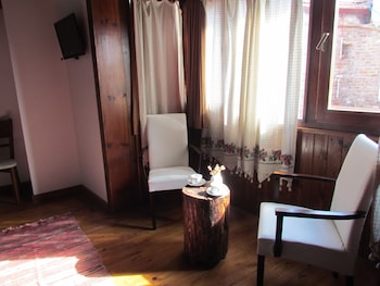 amazon petite palace