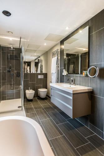 courthouse hotel shoreditch