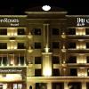 seven roses hotel