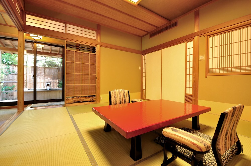 koshinoyado takashimaya