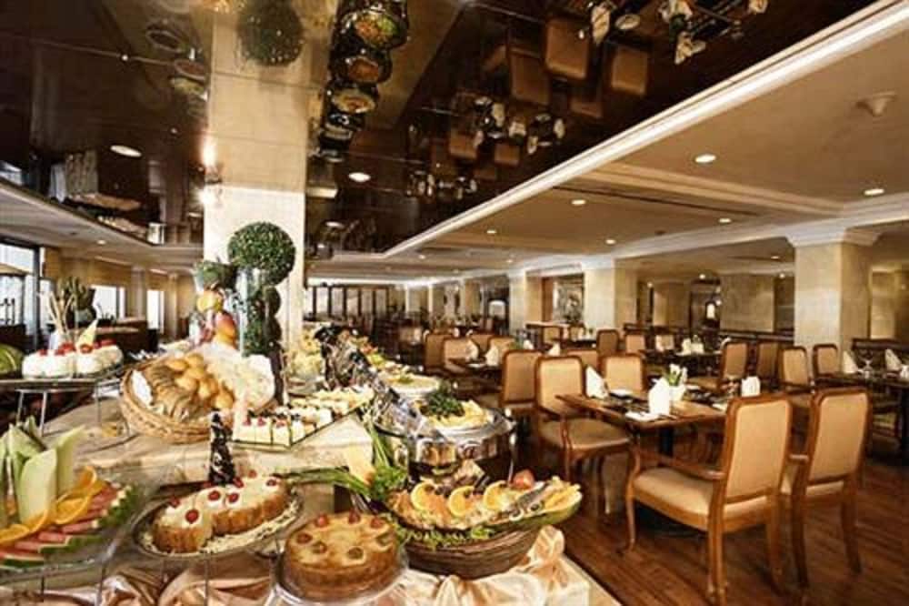 hotel new saphir yogyakarta