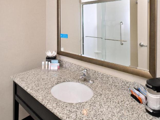 hampton inn and suites orlando downtown south medical center