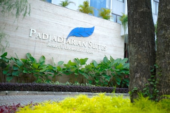padjadjaran suites resort and convention