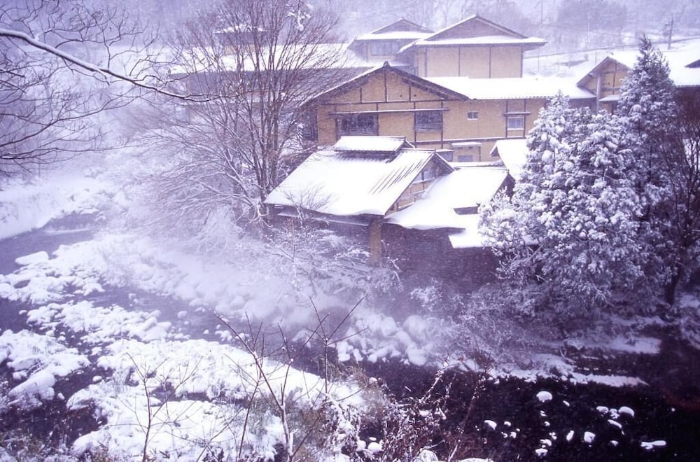 kurokawa onsen yumerindo
