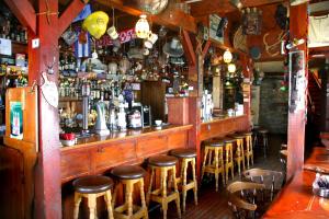 maddens bridge bar and guesthouse