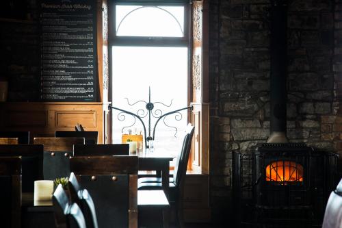 maddens bridge bar and guesthouse