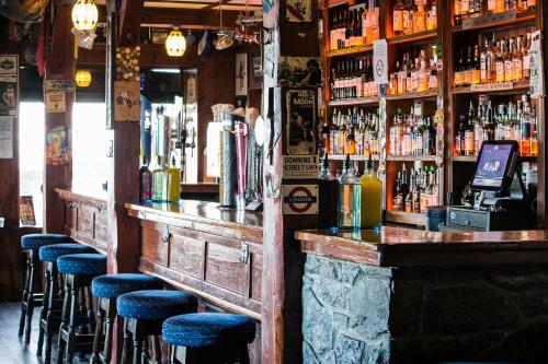 maddens bridge bar and guesthouse