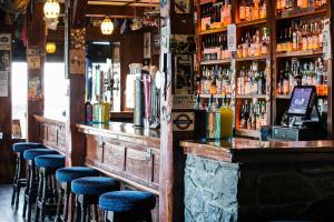 maddens bridge bar and guesthouse