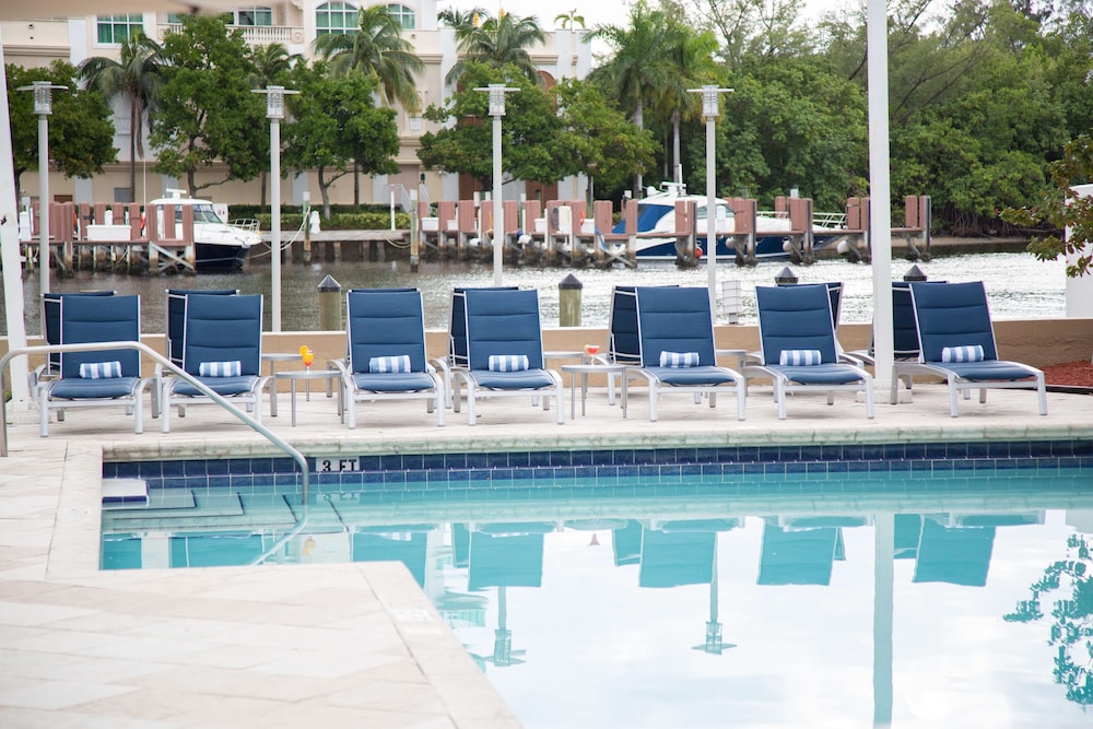galleryone a doubletree suites by hilton hotel