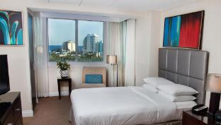 galleryone a doubletree suites by hilton hotel