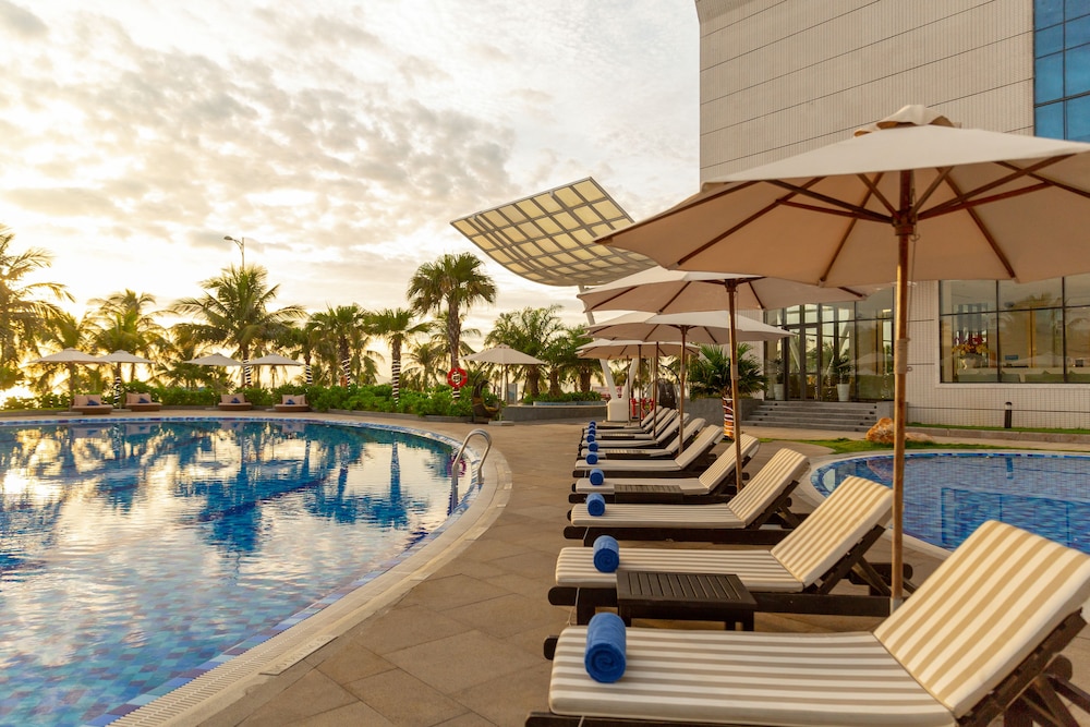 grand tourane hotel