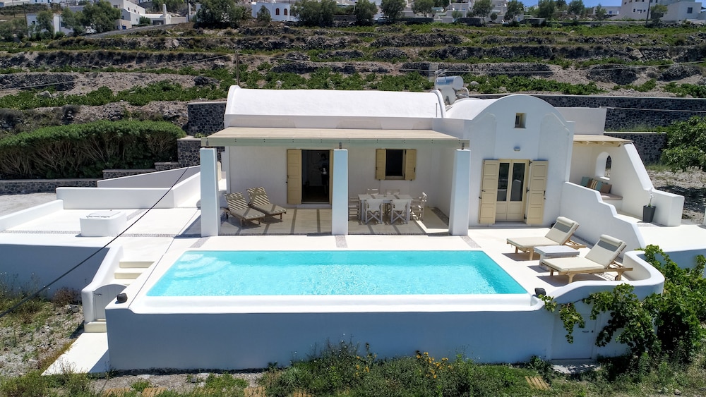 white orchid villa