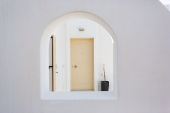 white orchid villa