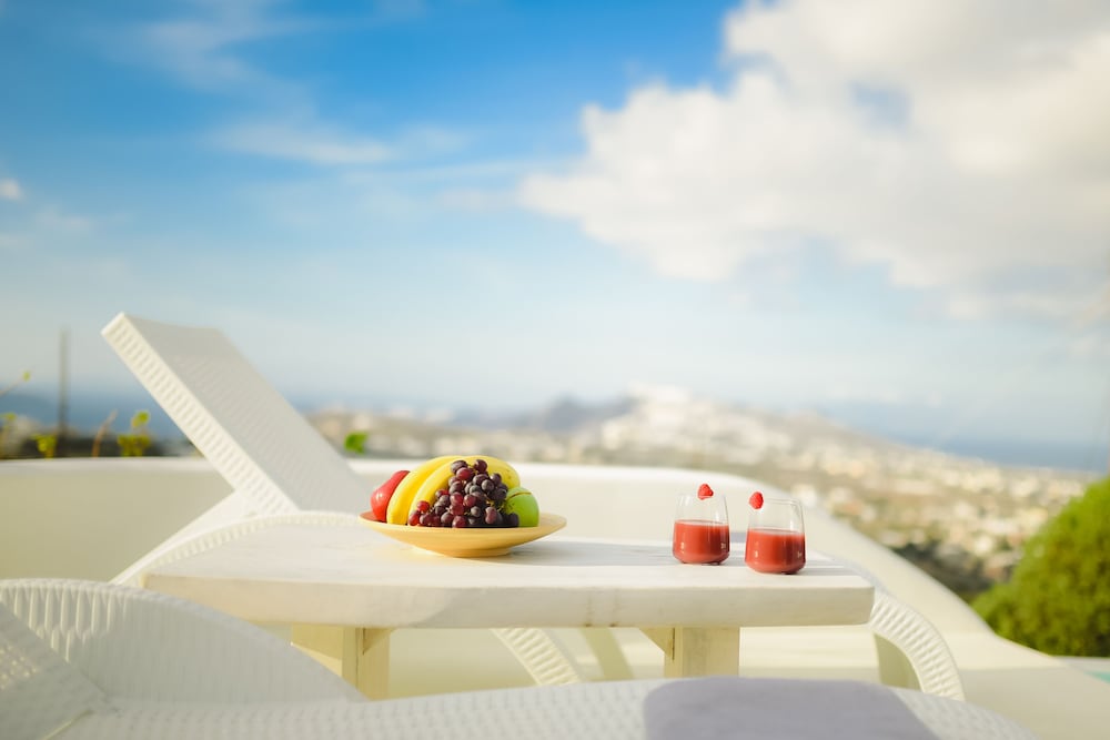 white orchid villa