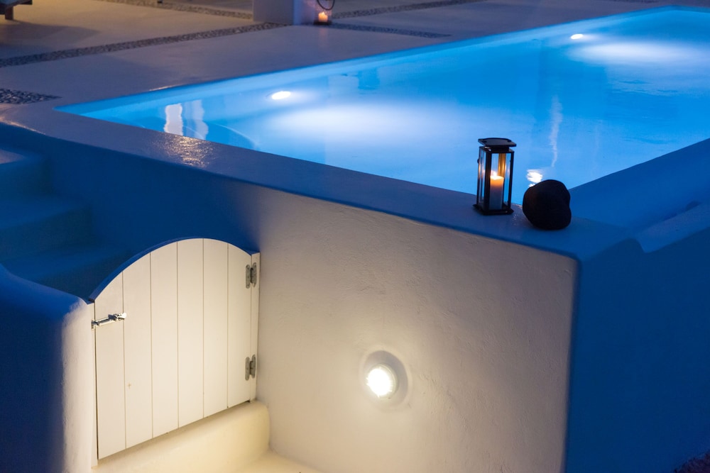 white orchid villa