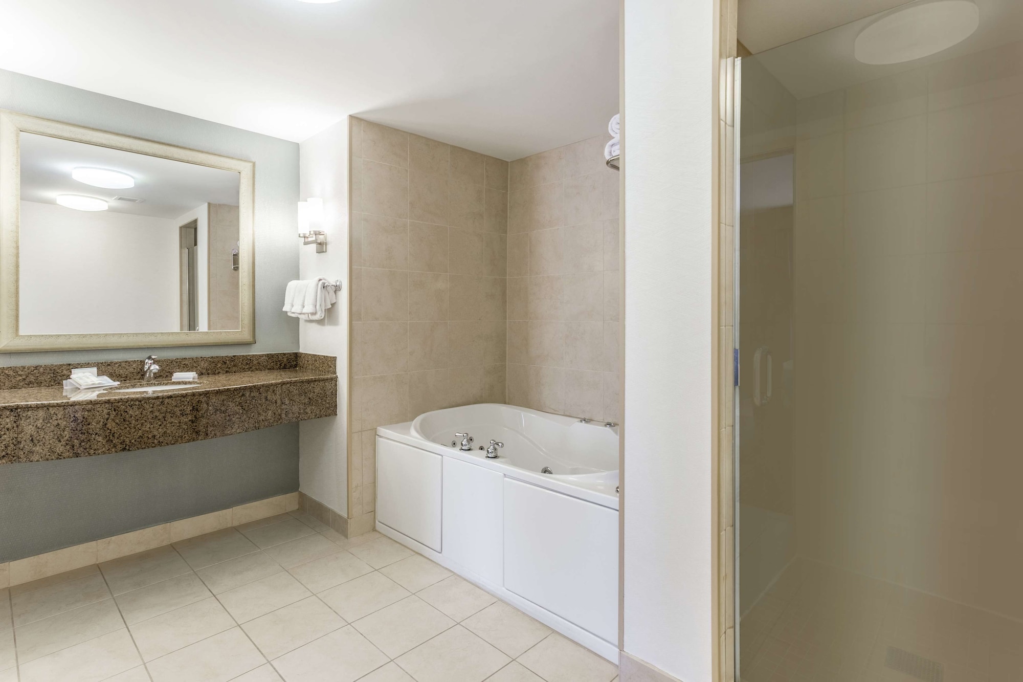 hilton garden inn albany suny area