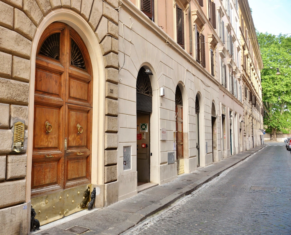 ripetta central suites