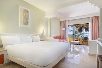 iberostar waves quetzal all inclusive