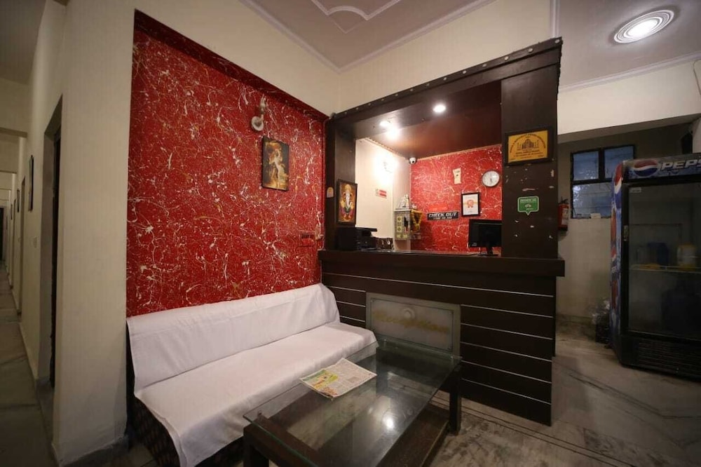 hotel ambika palace by wb inn