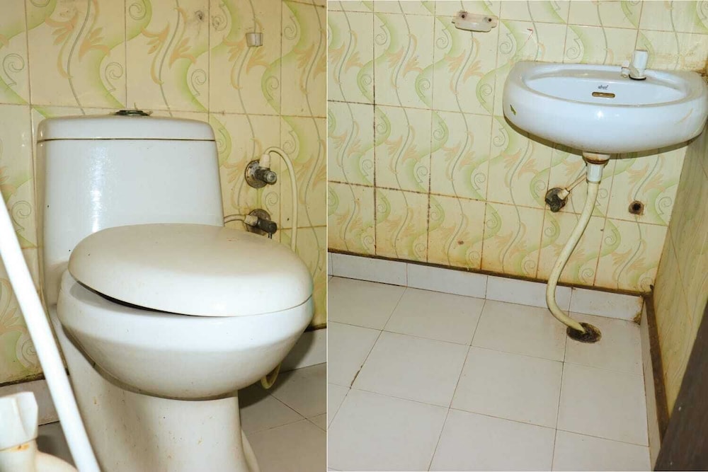 hotel ambika palace by wb inn