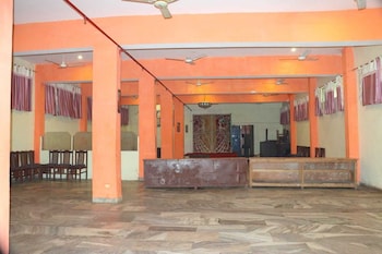 hotel ambika palace by wb inn