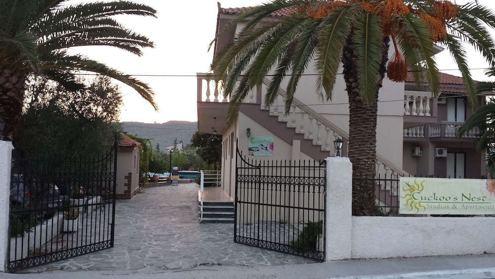 zante nest studios and apartments