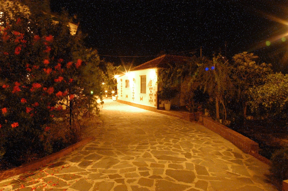 zante nest studios and apartments