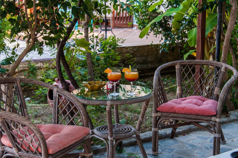 zante nest studios and apartments