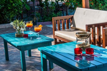 zante nest studios and apartments