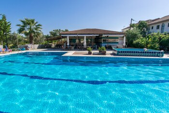 zante nest studios and apartments
