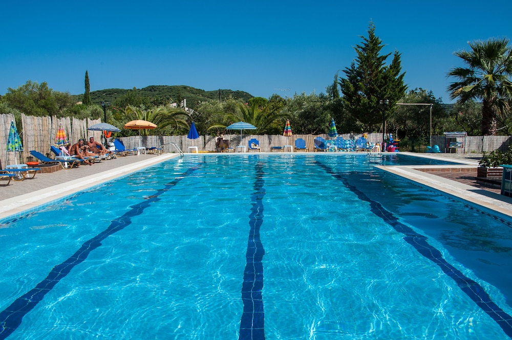 zante nest studios and apartments