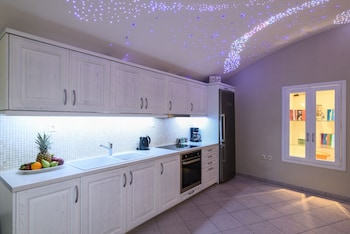 suite home santorini