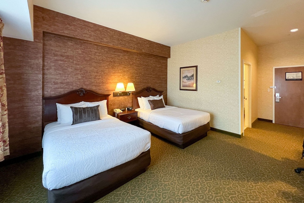 maine evergreen hotel ascend hotel collection