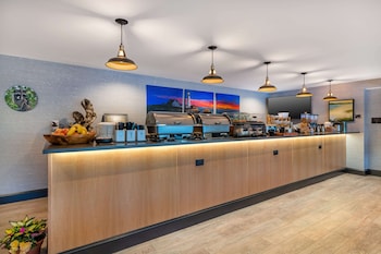 maine evergreen hotel ascend hotel collection