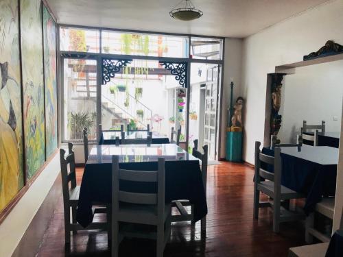 posada del maple hostel