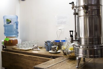 posada del maple hostel