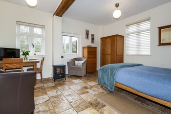 the agents house bed and breakfast