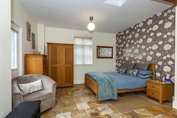 the agents house bed and breakfast