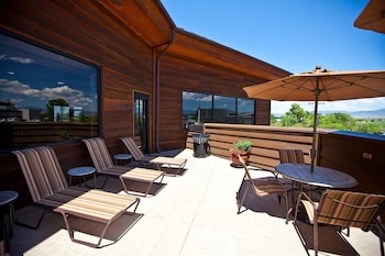 carson valley motor lodge and suites