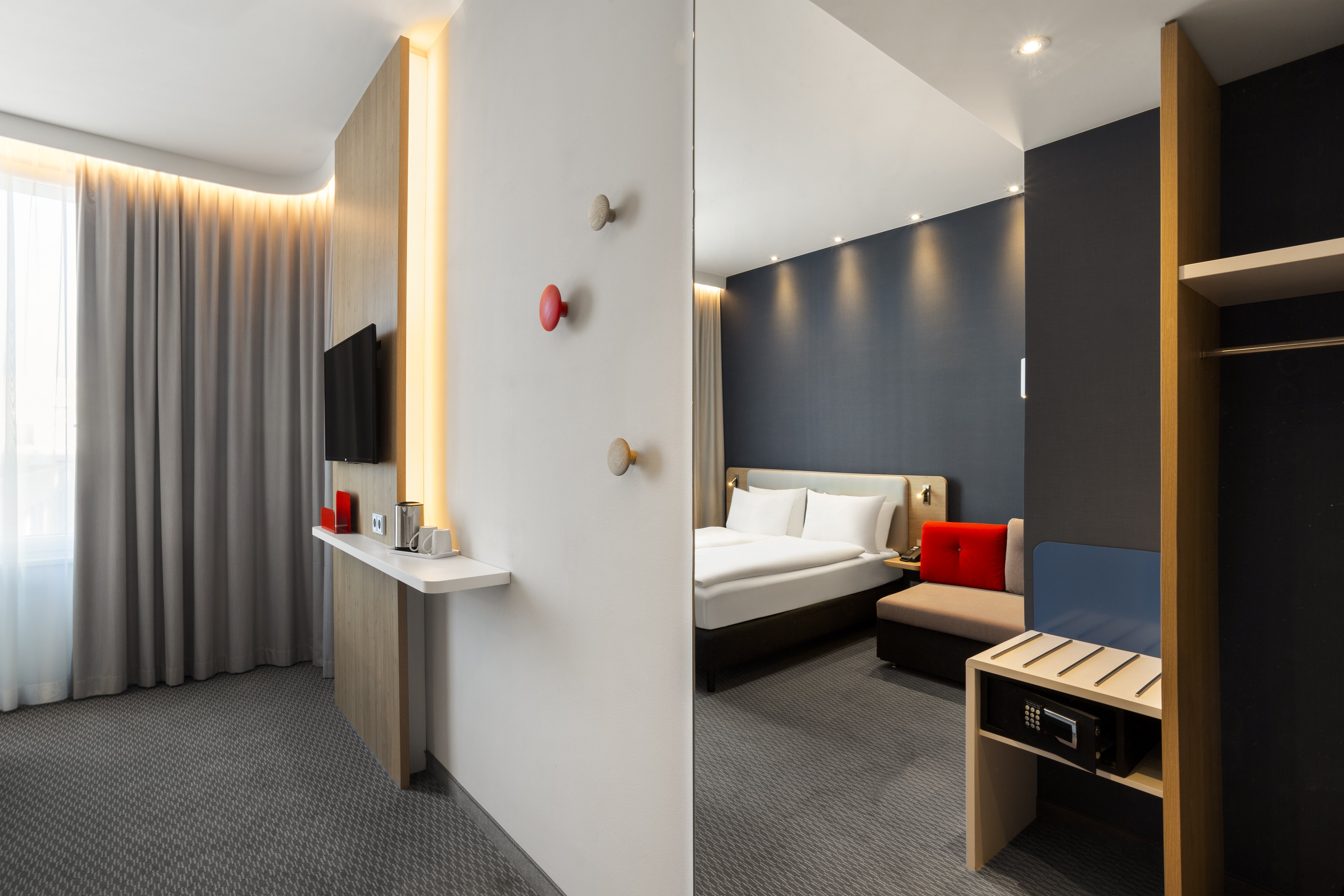 holiday inn express munich city west by ihg