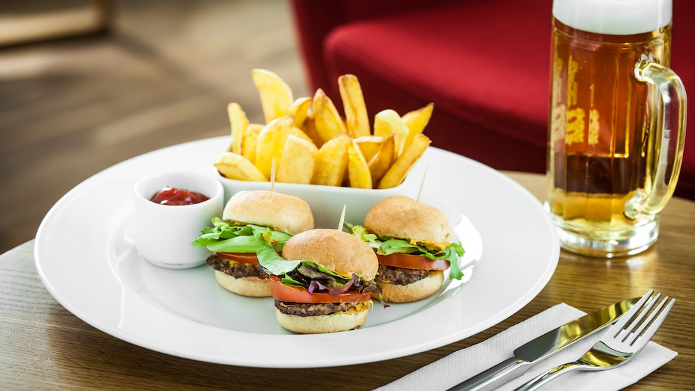holiday inn express munich city west by ihg