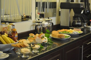 Forest Lodge,Hluhluwe>>Durban,4 star