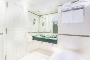 hotel paris prague
