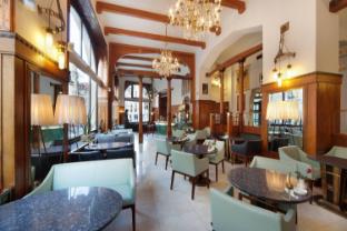 Hotel-Img