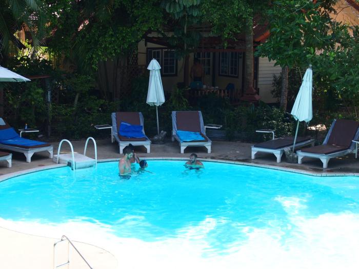 harrys bungalows and restaurant