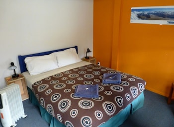 sequoia lodge and backpackers