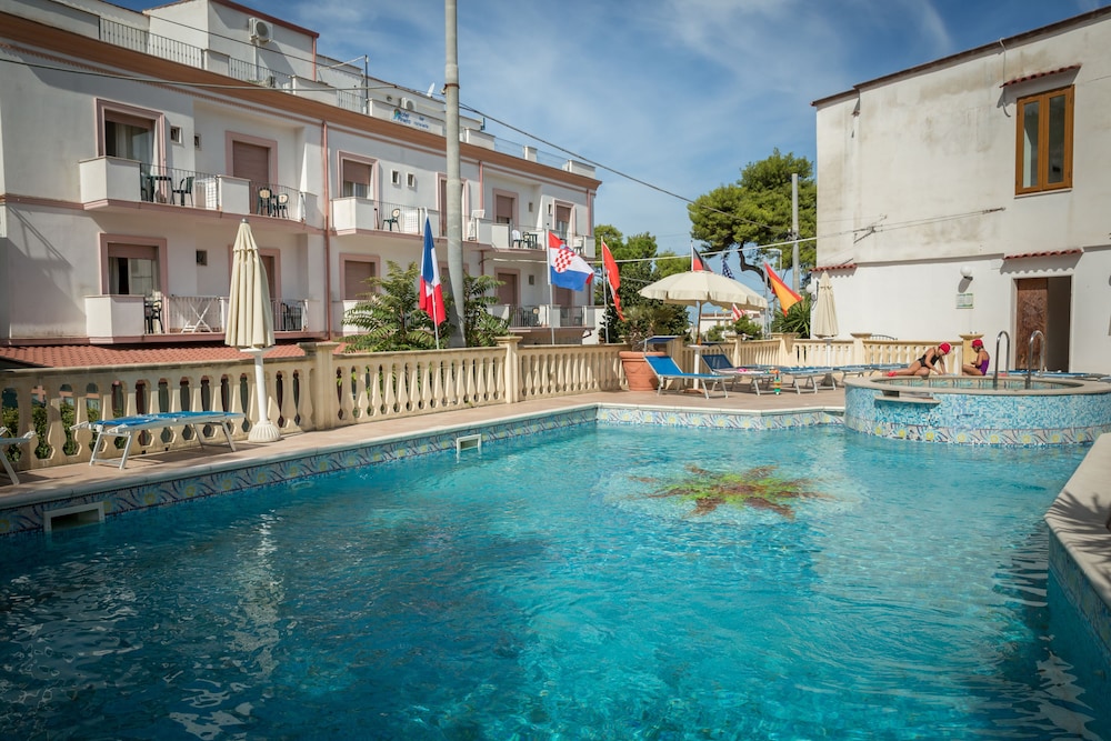 hotel pineta