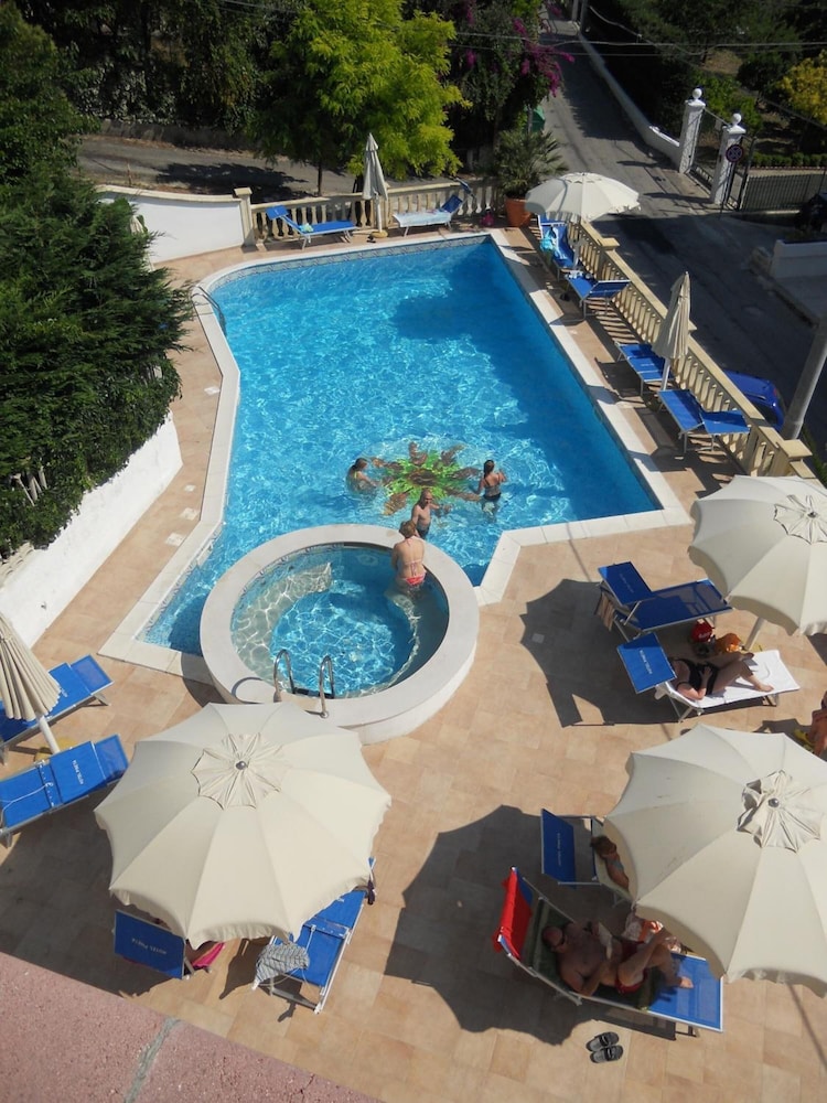 hotel pineta