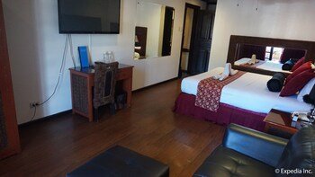 Grand Central Hotel And Restaurant,Angeles City>>Angeles,3 star