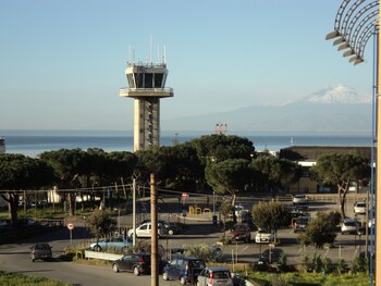 airport house bandb